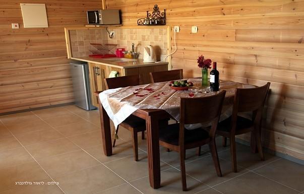 Be-Taam Ahava Suites Bruchim Qela' Alon Kültér fotó